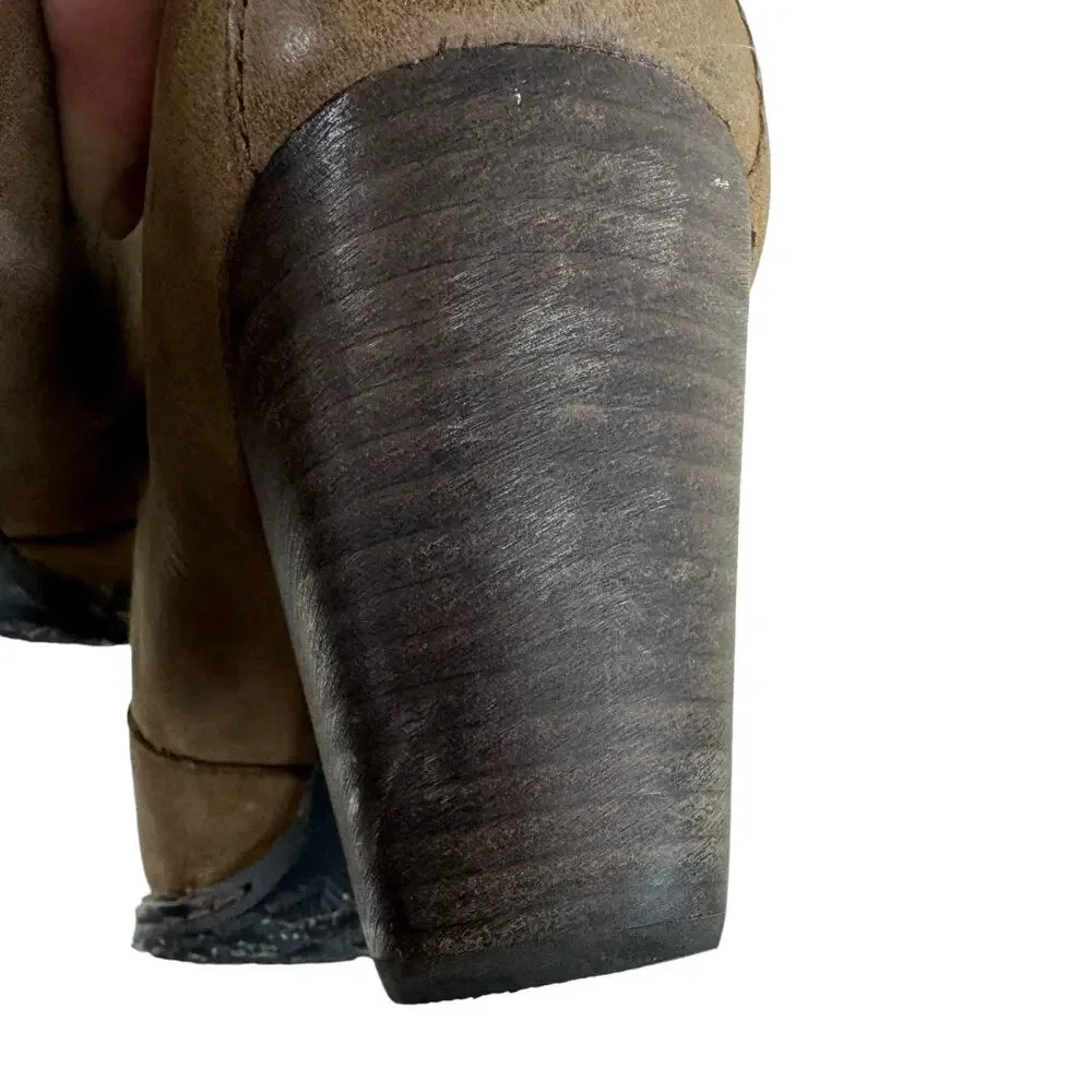 Born Gertrude‎ Distressed Brown Leather Pull On Block Heel Booties Women's Sz 10